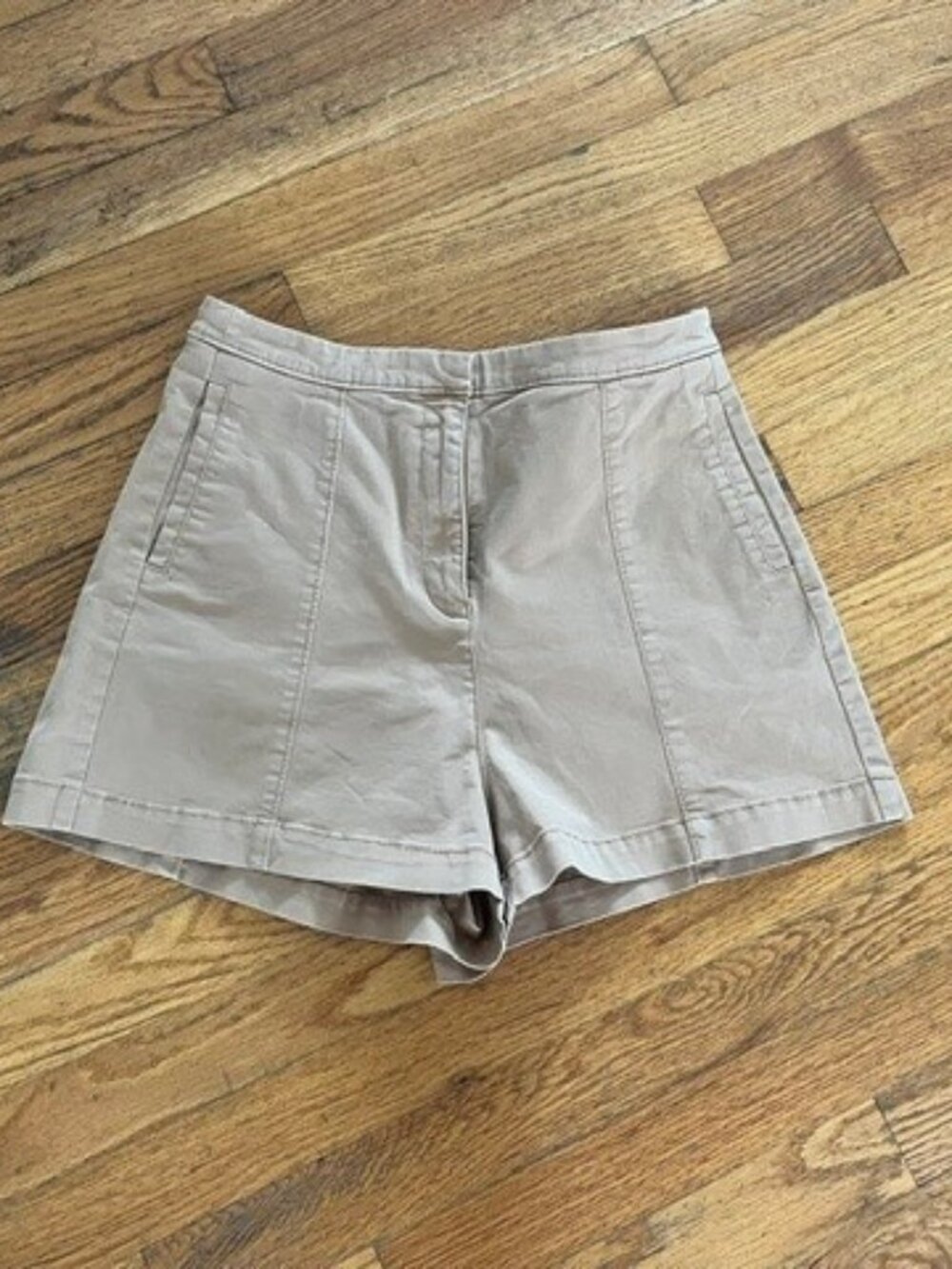 Cinq a Sept Tous Les Jours High Waist Trouser shorts, Tan, size 2